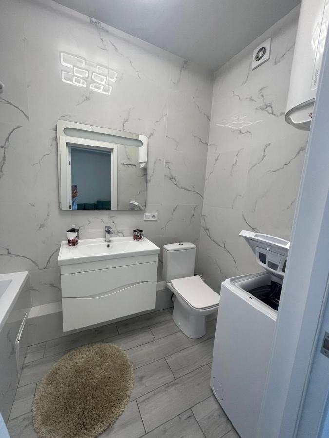 Nika Apartment Odessa Esterno foto