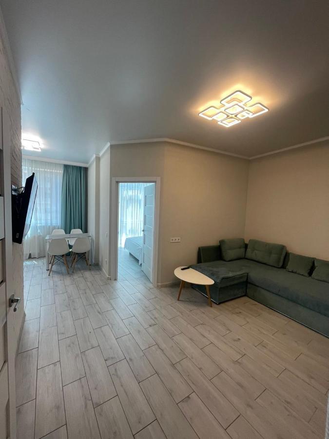 Nika Apartment Odessa Esterno foto